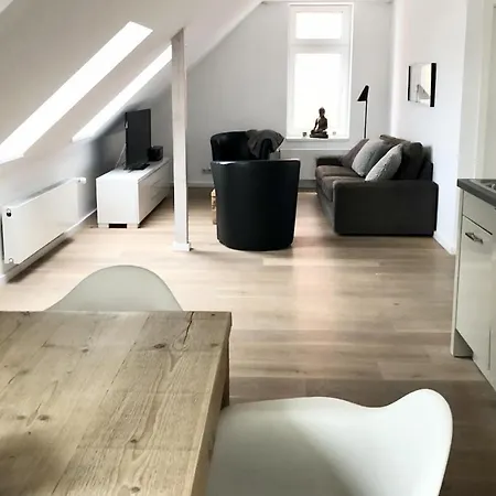Georgstrasse Apartment